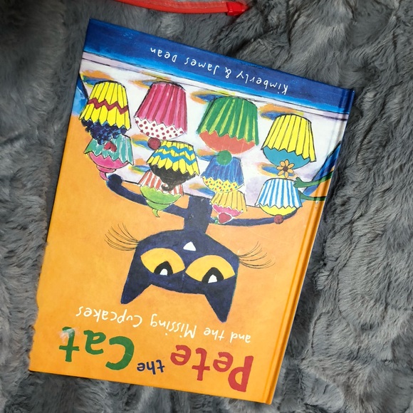 Pete the cat bundle - Picture 6 of 14